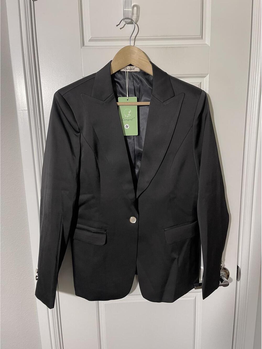 Women’s Pant Suits Size MD Black 2 Pieces Shawl Lapel M247
